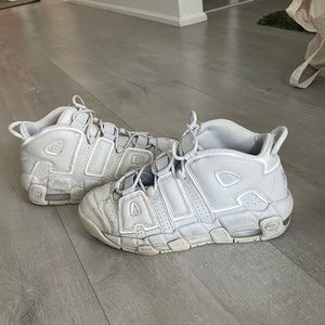 2017
Air More Uptempo GS 'Light Bone'